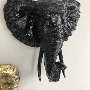 Polystone olifant klein in de kleur zwart 
